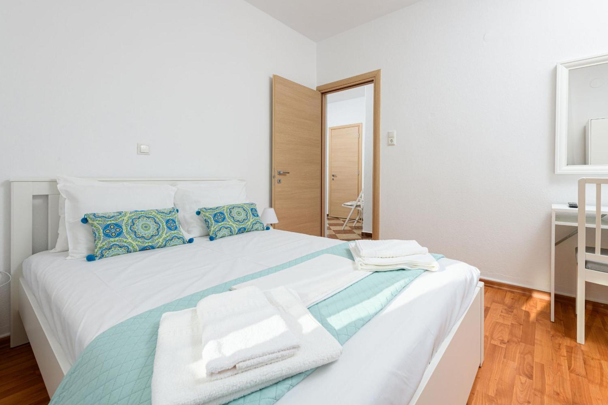 Whitegold Apartments Panagia Panagia  Dış mekan fotoğraf