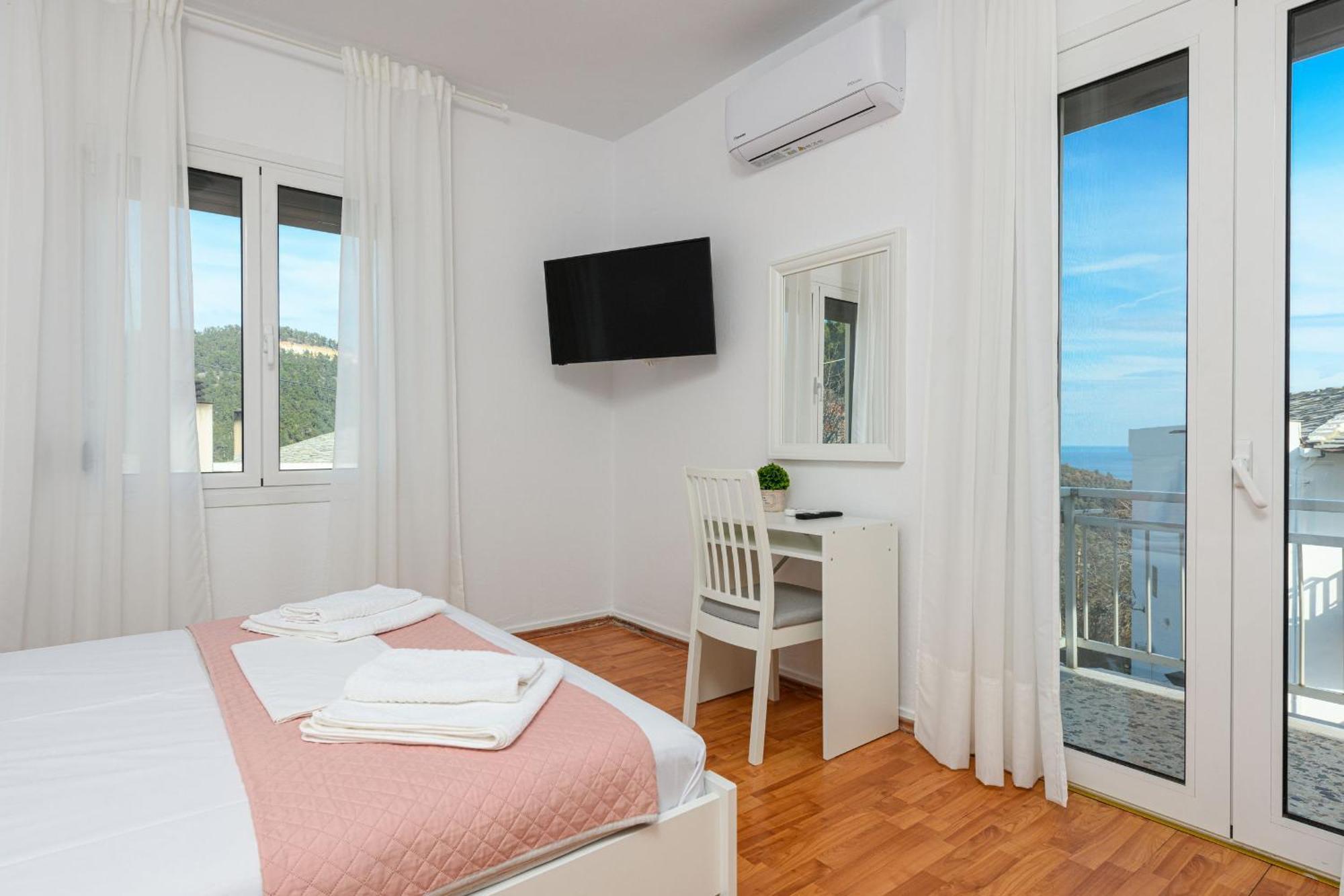 Whitegold Apartments Panagia Panagia  Dış mekan fotoğraf