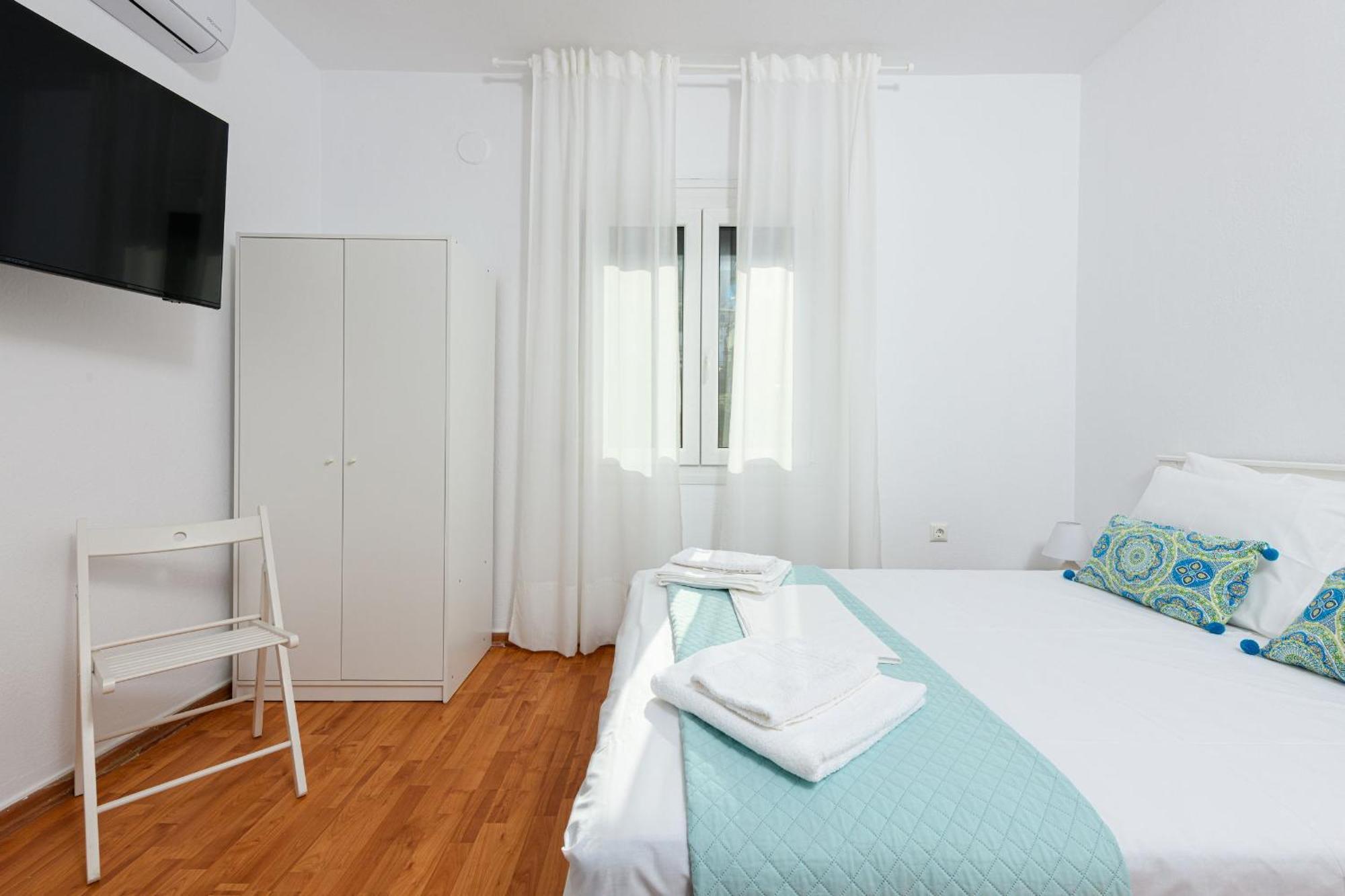 Whitegold Apartments Panagia Panagia  Dış mekan fotoğraf