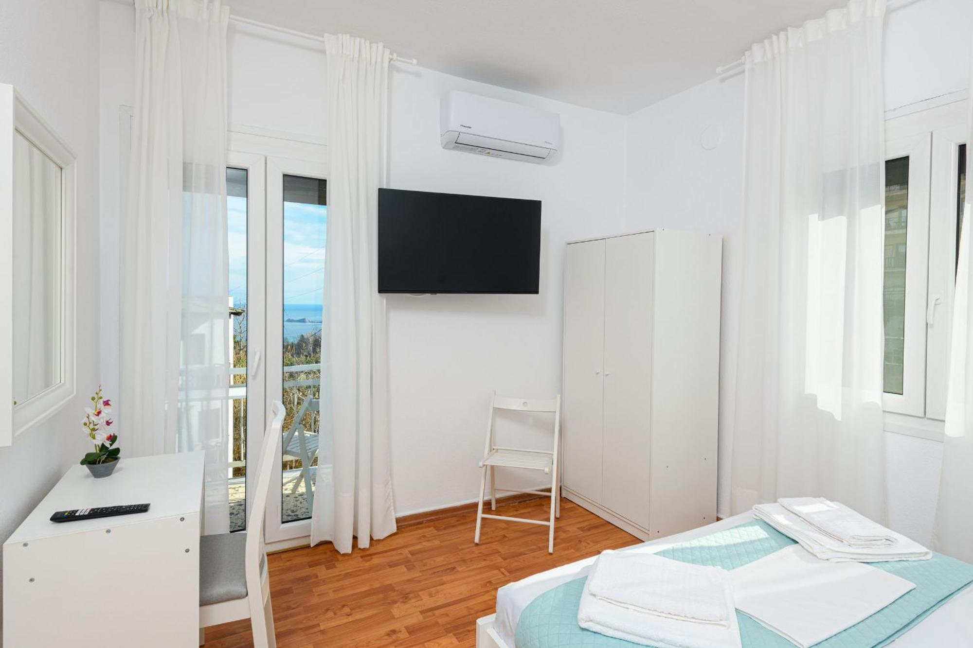 Whitegold Apartments Panagia Panagia  Dış mekan fotoğraf