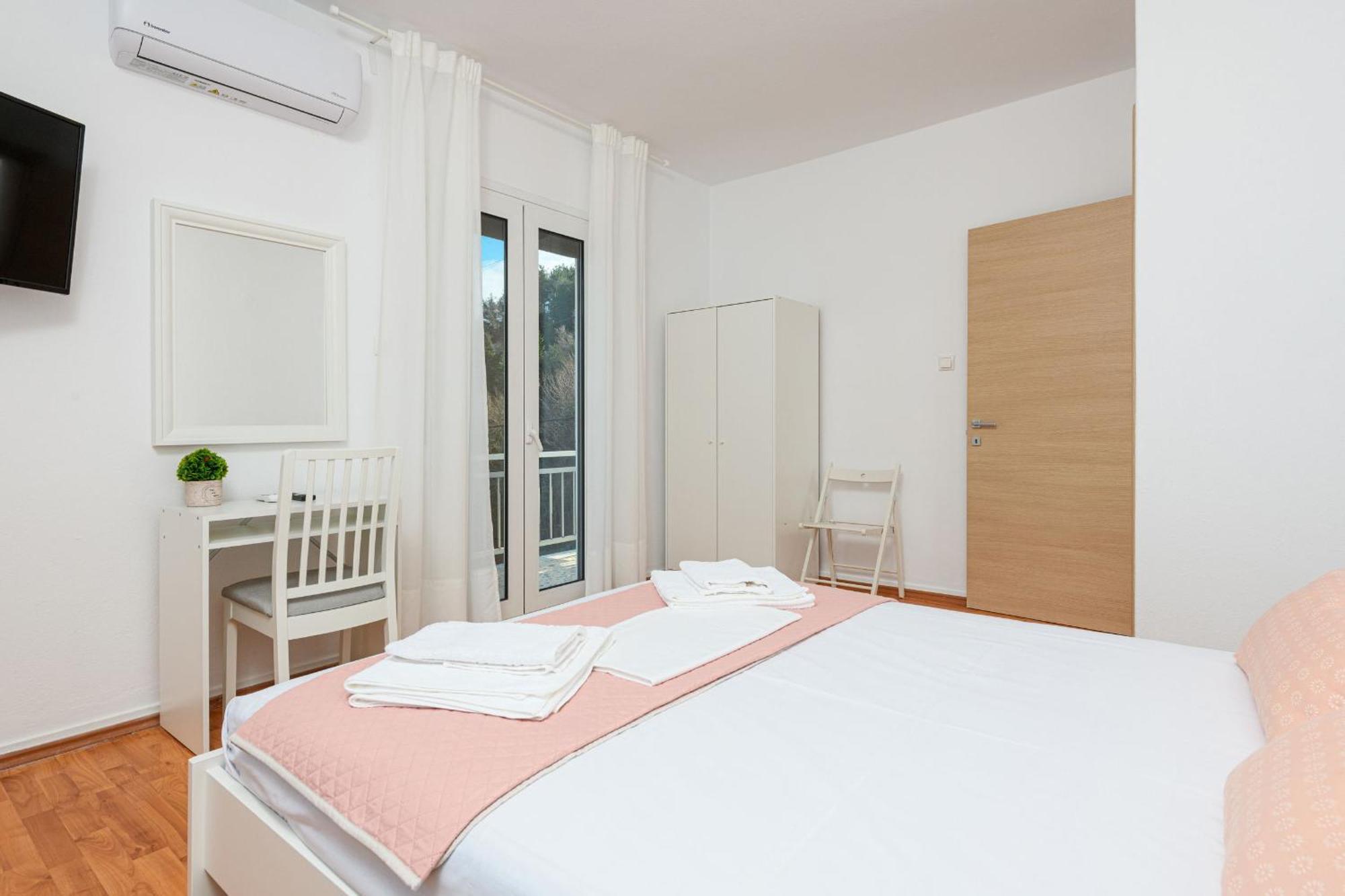 Whitegold Apartments Panagia Panagia  Dış mekan fotoğraf